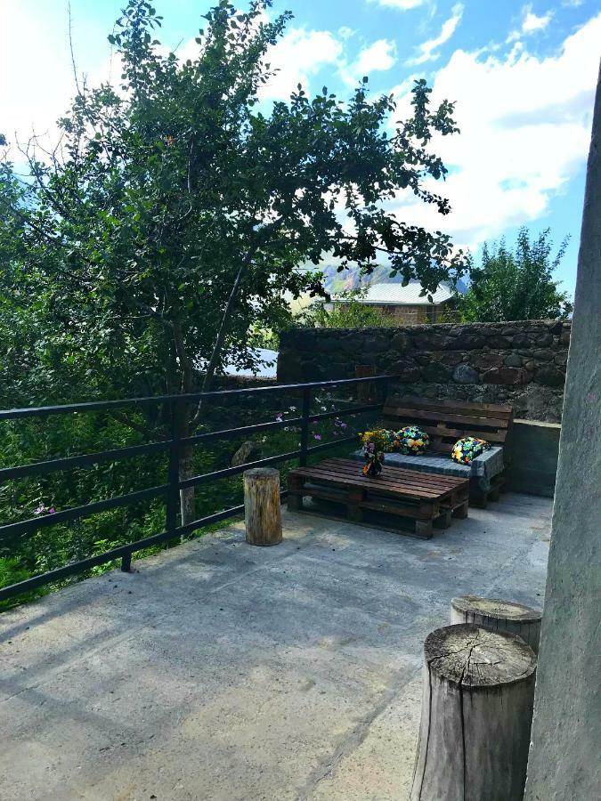 Piligrim Kazbegi Hotel Luaran gambar