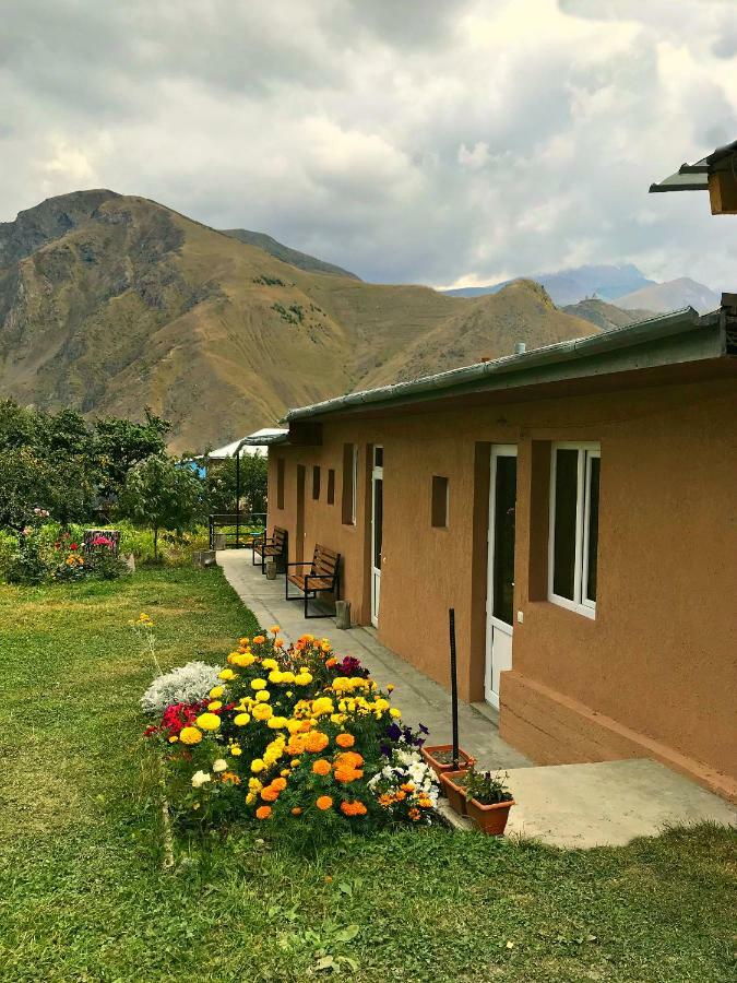 Piligrim Kazbegi Hotel Luaran gambar